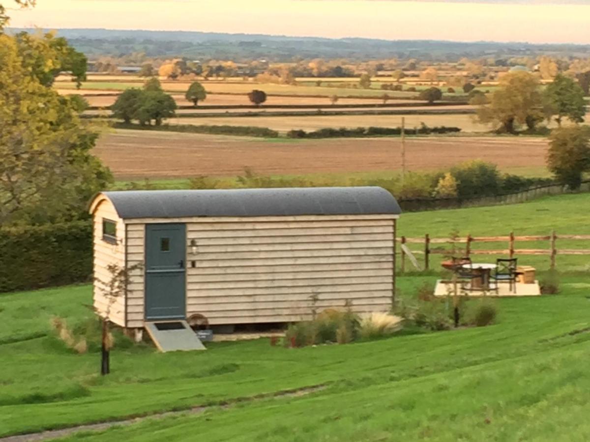 Slades Farm Glamping Vila Westbury  Exterior foto